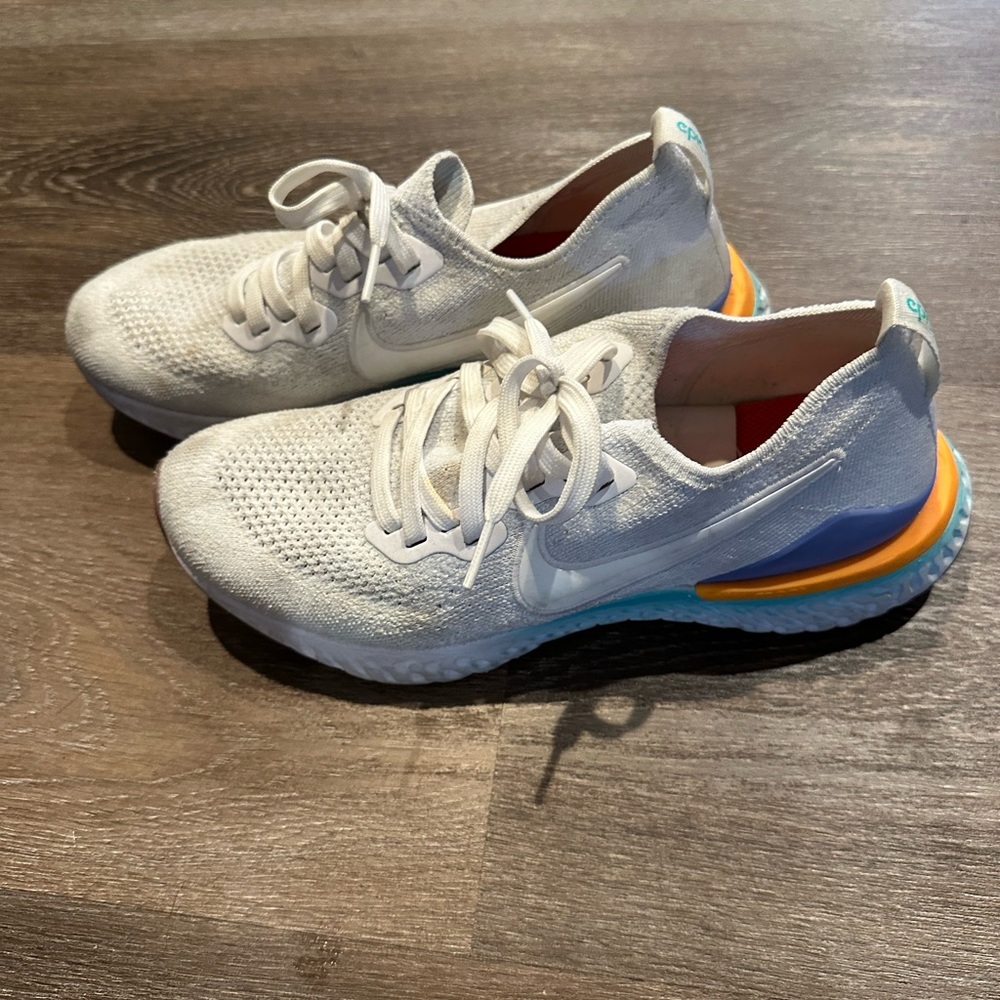 Nike epic flyknit react